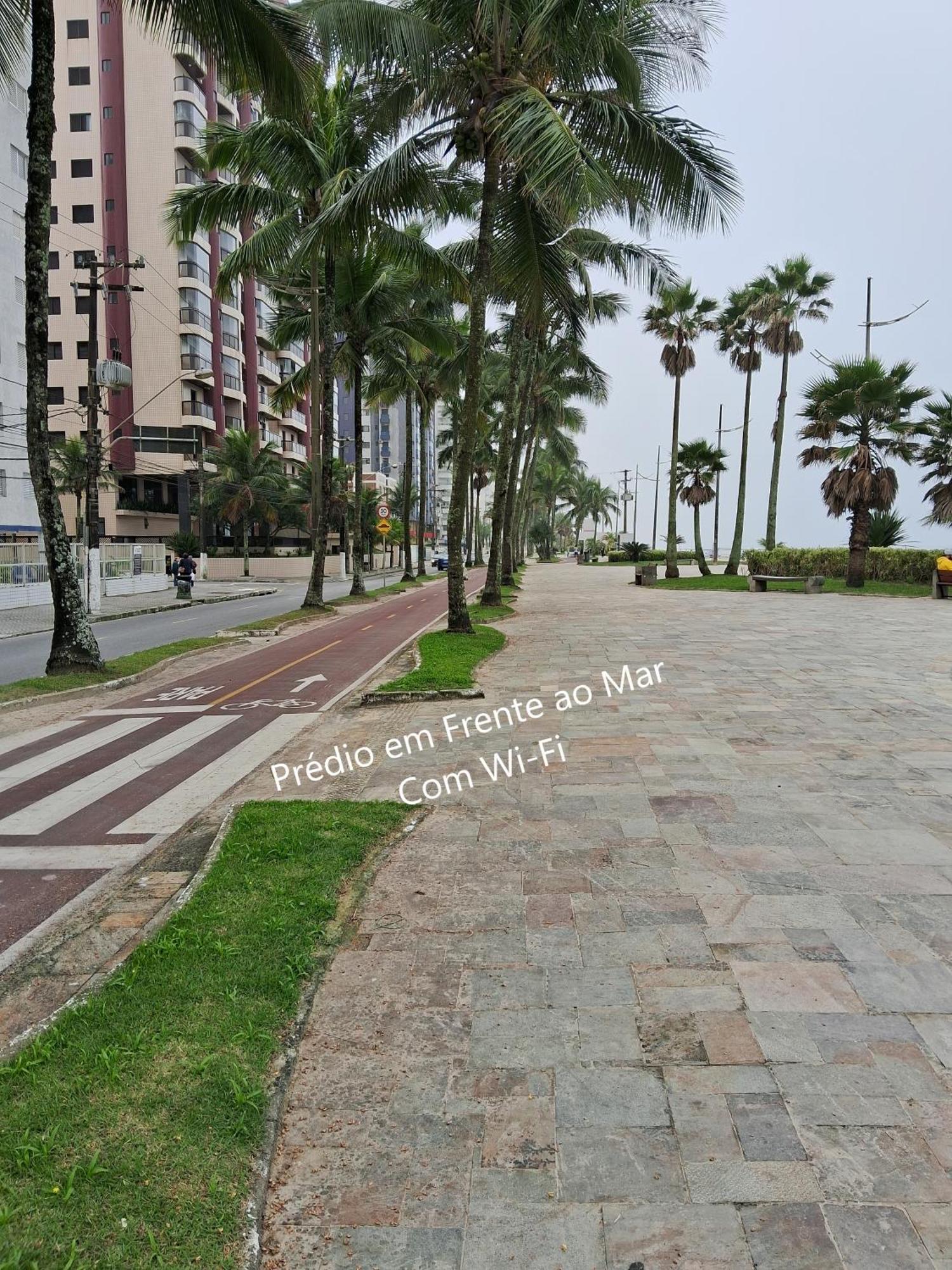 Predio Em Frente Ao Mar Appartement Praia Grande  Buitenkant foto